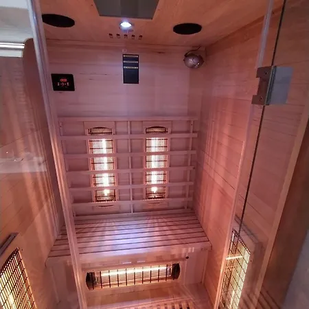 Vila Sosnowa - Dom Z Prywatna Sauna *